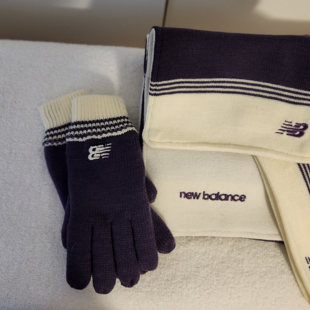 New Balance hat,gloves and scarf